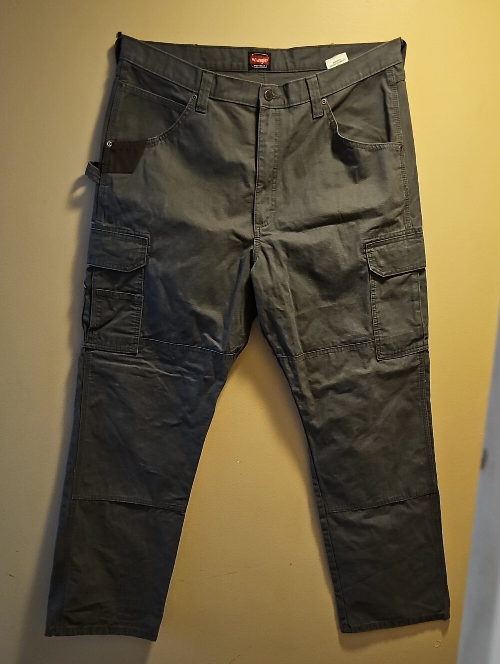 Wrangler Men's Dark Gray Cargo Work Pants